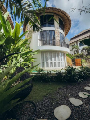 Hillstone U Villa